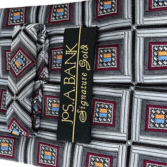 Jos A Bank Joseph Signature Gold Mens Neck Tie Necktie 100% Silk 4" - Picture 15 of 16